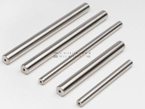 Magnetic filter rod with ferrite core