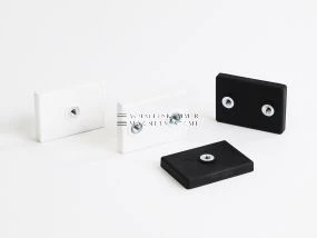 GraviFlex® with internal thread M4, L: 43 mm, W: 31 mm, H: 6.9 mm, neodymium